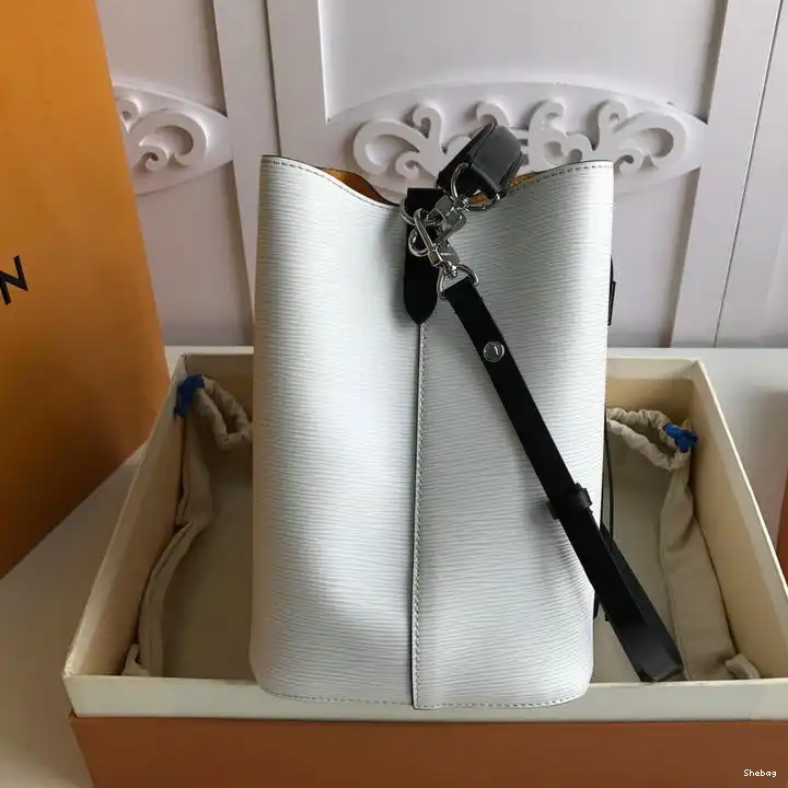 Bags LV 19T1L0463 0726